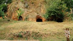 Entrada a las antiguas minas romanas de Margaride, en Quiroga