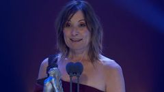 La actriz Nathalie Poza durante su discurso de agradecimiento por el premio Tal�a.