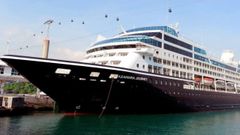 El buque �Azamara Journey�