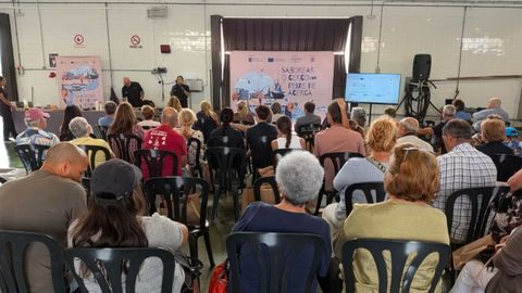 La campa&ntilde;a promocional &laquo;Saborear o cerco con peixe de Acerga&raquo; se present&oacute; en la lonja de Sada el 21 de agosto del 2026.