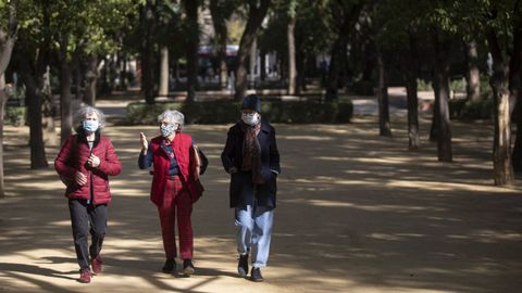 Andalucía se plantea cerrar para el puente