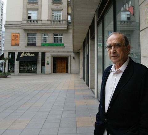 Caballero, uno de los vecinos del Conde de Fenosa. 