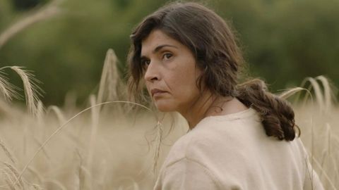 A actriz Janet Novás no filme «O corno» de Jaione Camborda.