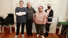 Participantes en el taller de teatro organizado en A Coru�a por la Asociaci�n de Lucha contra el C�ncer