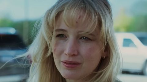 Captura de Jennifer Lawrence en el tráiler 2 de «Die my love»