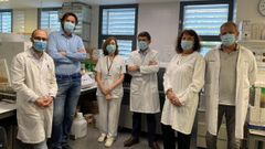 Pedro Marcos, Eduardo Barge, Marisa Crespo-Leiro, Germ�n Bou, Nieves Domenech y Javier Cid, del Hospital Universitario de A Coru�a-CIBERCV.