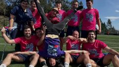 Miembros de la pe�a Ard�n Celeste, celebrando su clasificaci�n para la fase final del Torneo de Pe�as Celtistas.