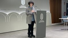 La portavoz del gobierno local, Anabel Gul�as, dio a conocer el acuerdo municipal para instar a la Xunta a consensuar un plan de rescate 
