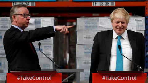 Michael Gove, junto a Johnson durante la campa�a a favor del �brexit� en junio del 2016.