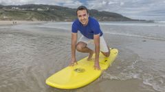 O ver�n � bo tempo para probar cousas: esta foi a primeira vez que Luis se subiu a unha t�boa.