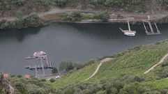 Los embarcaderos Ponte do Sil (a la izquierda) y Abeleda, puntos de partida y llegada para dos de las cinco rutas fluviales que recorren el can