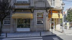 Estanco de O Carballi�o en el que tuvo lugar el robo 