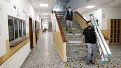 Obreros en el IES Catabois