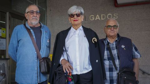 Fernando Ocampo, Teresa Fernández y Manuel Fernández Pita, ante los Juzgados de Ferrol