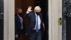 Boris Johnson sale de Downing Street