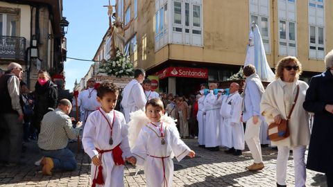 Procesi�n de Domingo de Resurrecci�n en Noia