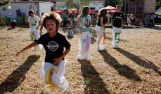 Los ni�os fueron los que m�s disfrutaron con las actividades de la jornada solidaria. <span lang= es-es >fotos</span><span lang= es-es > merce ares</span>