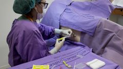 El Hospital Teresa Herrera de A Coruña, el materno del Chuac, es el primer centro en incorporar dispositivos específicos de epidural para evitar confusiones de vías en la administración de medicamentos