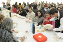 Los comensales degustaron un cocido seguido de una selecci�n de postres elaborados por A Culler. 