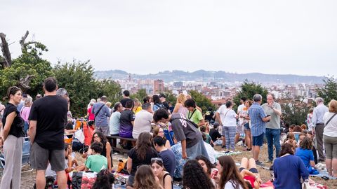 Eclipse total en Asturias desde el Parque de los Pericones, en Gij�n