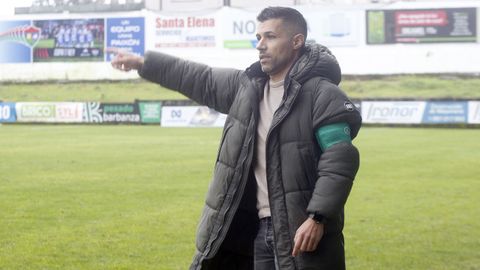 Partido de Tercera Federaci�n entre el Boiro y la Sarriana