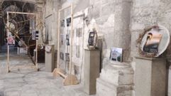 Exposici�n en la iglesia de Meira