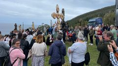 La procesi�n en el monte, alrededor de la capilla esquiv� la lluvia