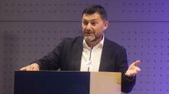 Abad reclama desde hace meses, sin respuesta, un plan director para el futuro de la ciudad, consensuado con agentes econ�micos y sociales