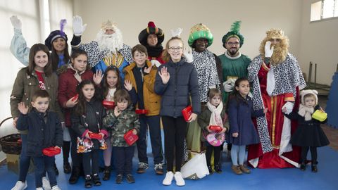 Visita de los Reyes a Tines (Vimianzo)