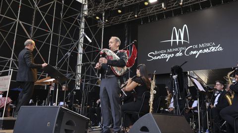 Concierto de la Banda de Música con el gaiteiro Pedro Lamas y la cantareira Mercedes Rodríguez
