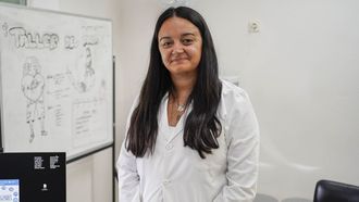 Belinda �nsua trabaja en el centro de especialidades de Ourense.