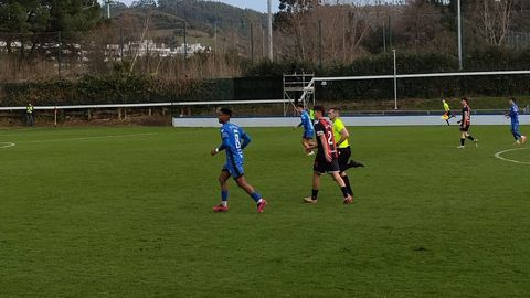 Jerin reapareci� tras su sanci�n en la modesta instalaci�n de Fadura