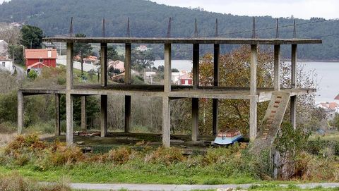 Estructura abandonada.