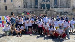 M�s de 55 personas con discapacidad intelectual realizaron la �ltima etapa de El Camino Verde. Salieron de Padr�n y tras llegar a Santiago fueron a la misa del peregrino y a un recibimiento institucional.