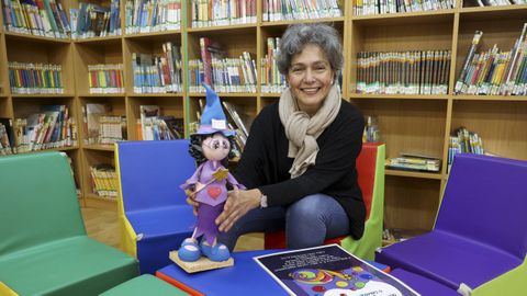 Rosana Rodiles, na s�a querida biblioteca do CEIP de Pazos-Mestre Garc�a Niebla. 
