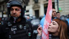 Una manifestacin contra algunas medidas de Javier Milei, el mircoles en Buenos Aires.