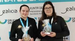 Reboredo y Abad con sus recordatorios del certamen nacional