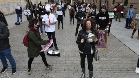 Cacerolada de Hosteler�a Con Conciencia en Gij�n