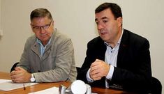 Luis Fern�ndez y Rom�n Rodr�guez hablaron ayer del primer grado de ADE y otros cursos en la Uned.