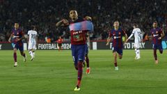 Raphinha celebra el segundo gol de los cul�s, conseguido desde los 11 metros.