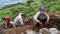 Parte del equipo que excav� en Castelo dos Mouros, en Ons, en el 2022