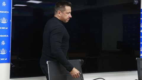 Fran Alonso, en la sala de prensa del Deportivo