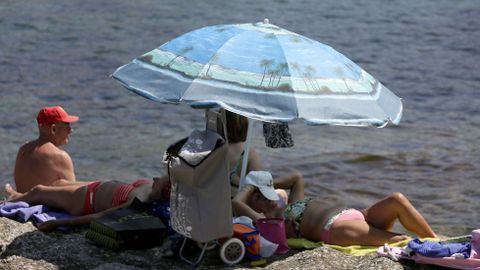 JORNADA DE PLAYA EN RIAZOR 
