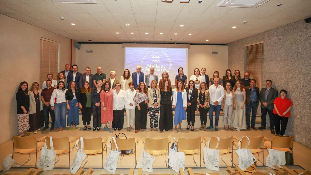 Gadis reúne a mujeres del sector pesquero en un foro para celebrar el Día Internacional de la Mujer del Mar