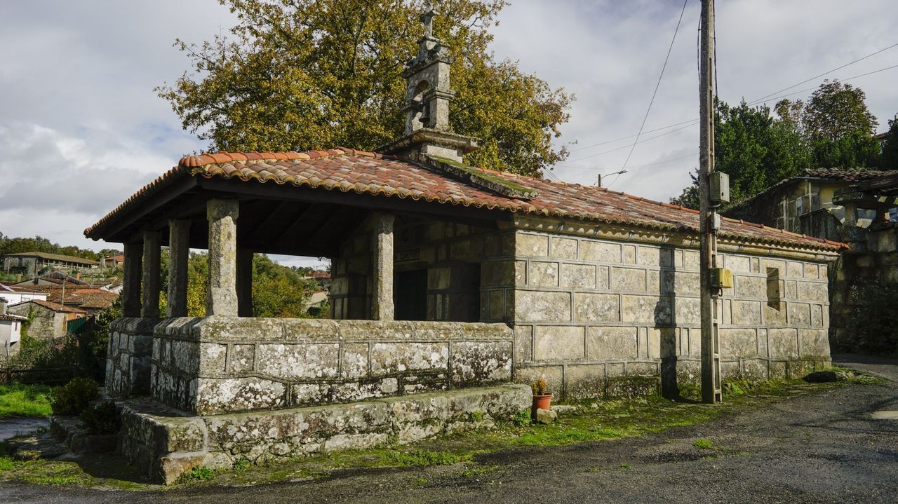 La Xunta recibe dos ofertas para ejecutar las obras de humanización del entorno de Santa Baia de Berredo, en A Bola