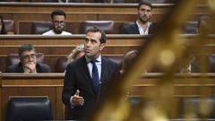 O�vicepresidente primeiro�e ministro de Econom�a, Carlos Cuerpo, durante�o pleno do Congreo do m�rcores.