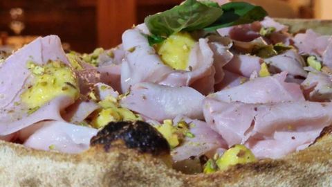 Cada una de las pizzas que conforman la carta de la Trattoria D'Aldo son de estilo calabrese