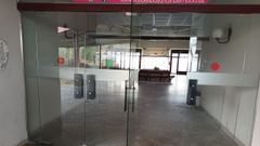 Interior de la estaci�n de buses de Vilalba, muy deteriorada en los �ltimos a�os