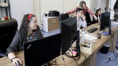 Parte de la plantilla de SunRock Biopharma, ayer en sus instalaciones de�Biopolo Sionlla, a las que se incorporar�n sus siete profesionales el pr�ximo martes