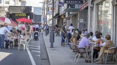 Las calles y terrazas de Ordes se animaron en la jornada dominical, segundo d�a de las fiestas patronales